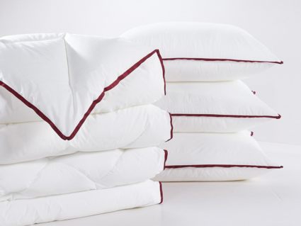 Подушка Софи де Марко RubyRose 50х70